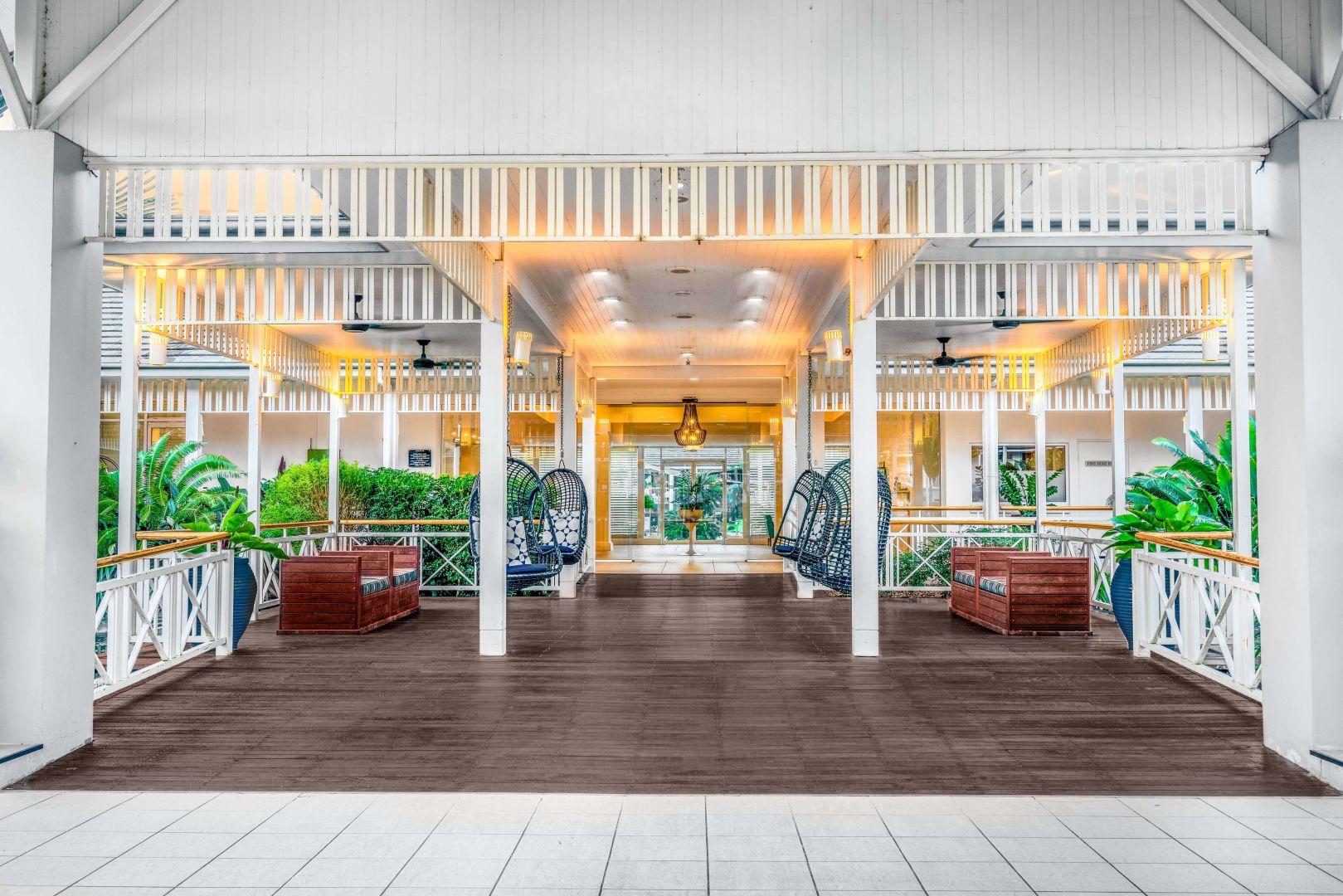 Hotel Grand Chancellor Palm Cove Exterior photo